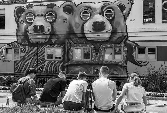 La calle también educa